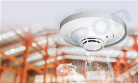 Nên dùng đầu báo nhiệt hay đầu báo khói? Loại nào phát hiện cháy nhanh hơn?