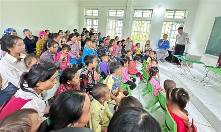 Trạm yêu thương số 4 mang ánh sáng trái tim và tri thức đến điểm trường Tả Xáy