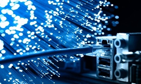 Truyền dữ liệu 1 Tbps trên cáp quang thông thường
